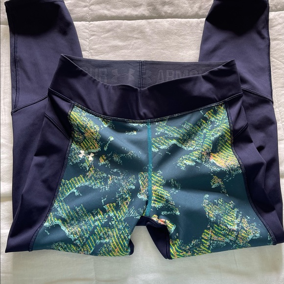 Under Armour Reversible Compression Leggings - Picture 3 of 5